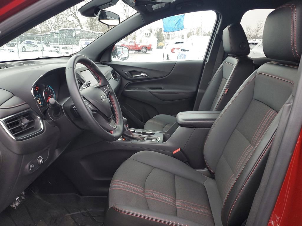 Certified 2024 Chevrolet Equinox RS w/ LPO, Floor Liner Package image 5