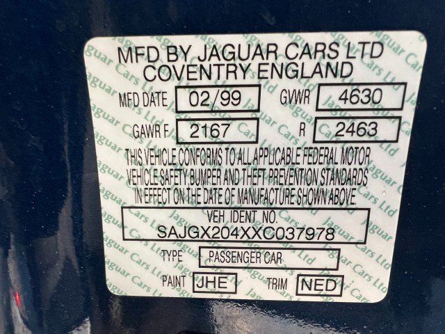 Used 1999 Jaguar XK8 Convertible image 28