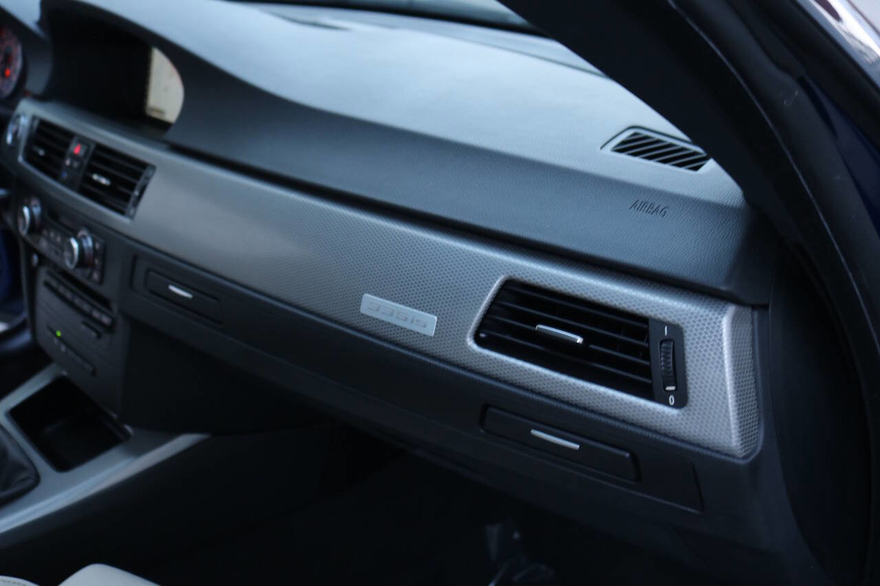 Used 2011 BMW 335is 335is 2dr Coupe image 23