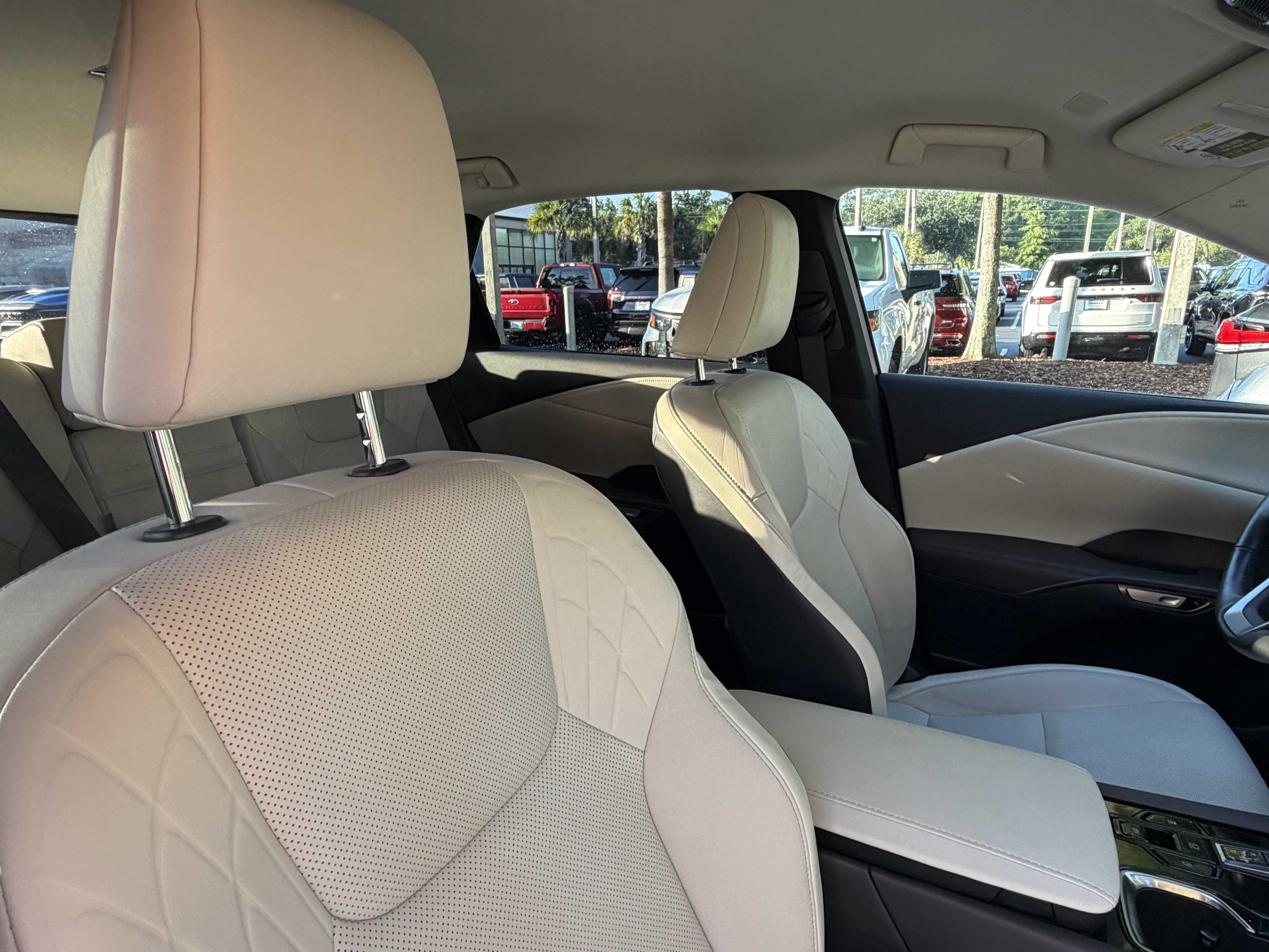 Used 2023 Lexus RX 350 FWD image 43