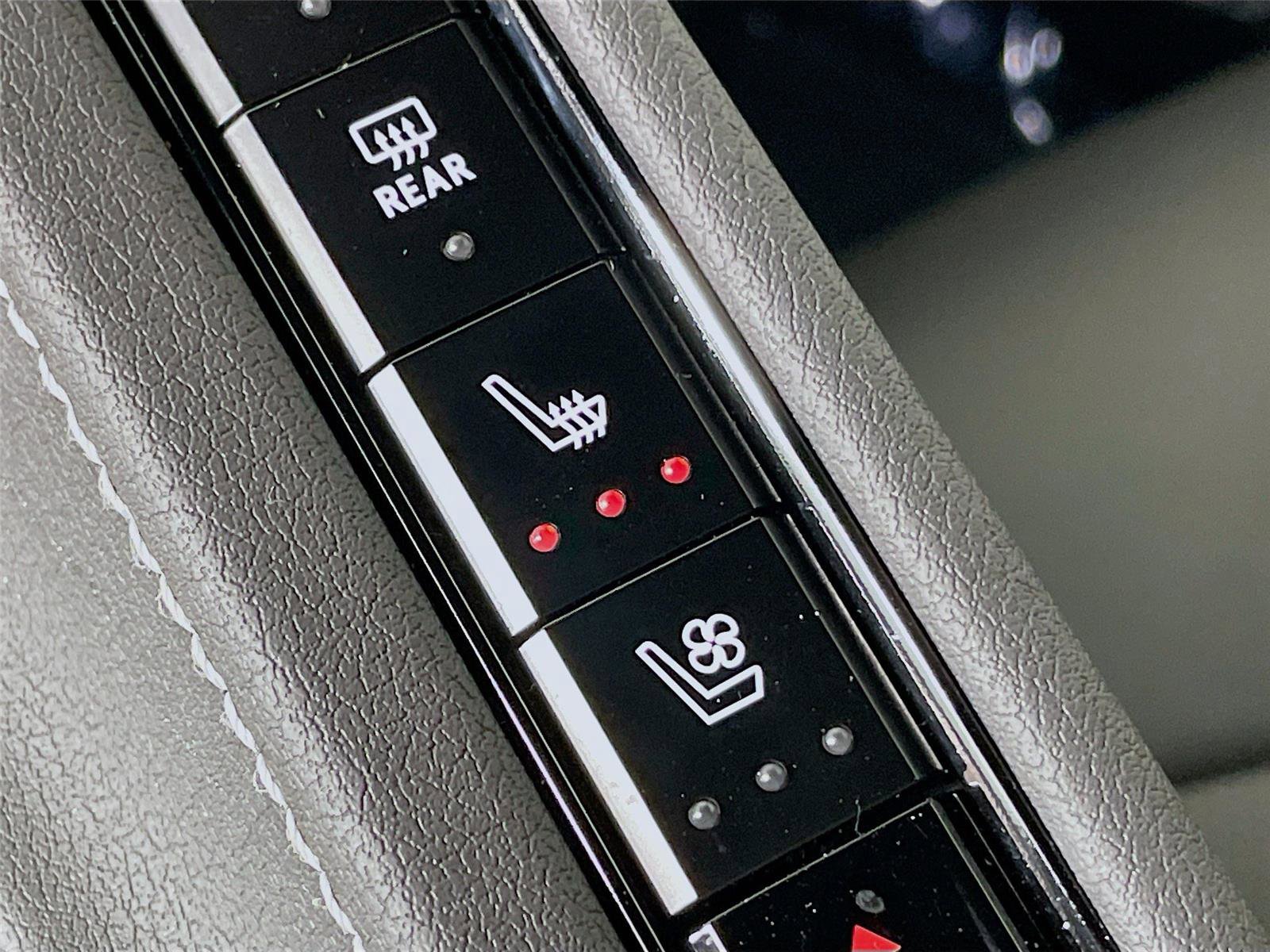 Certified 2025 Chevrolet Corvette Stingray Preferred Conv w/ 2LT image 24