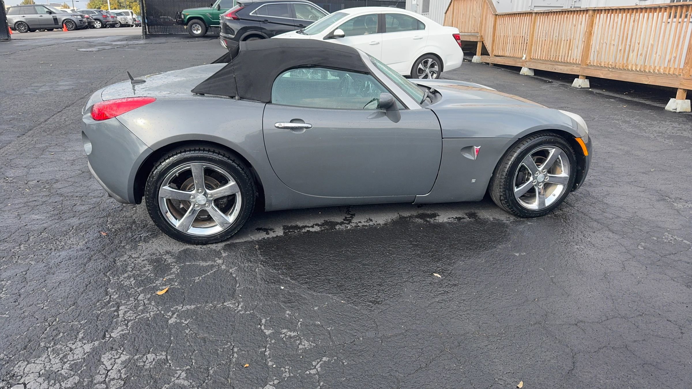 Used 2008 Pontiac Solstice GXP w/ Premium Package image 5
