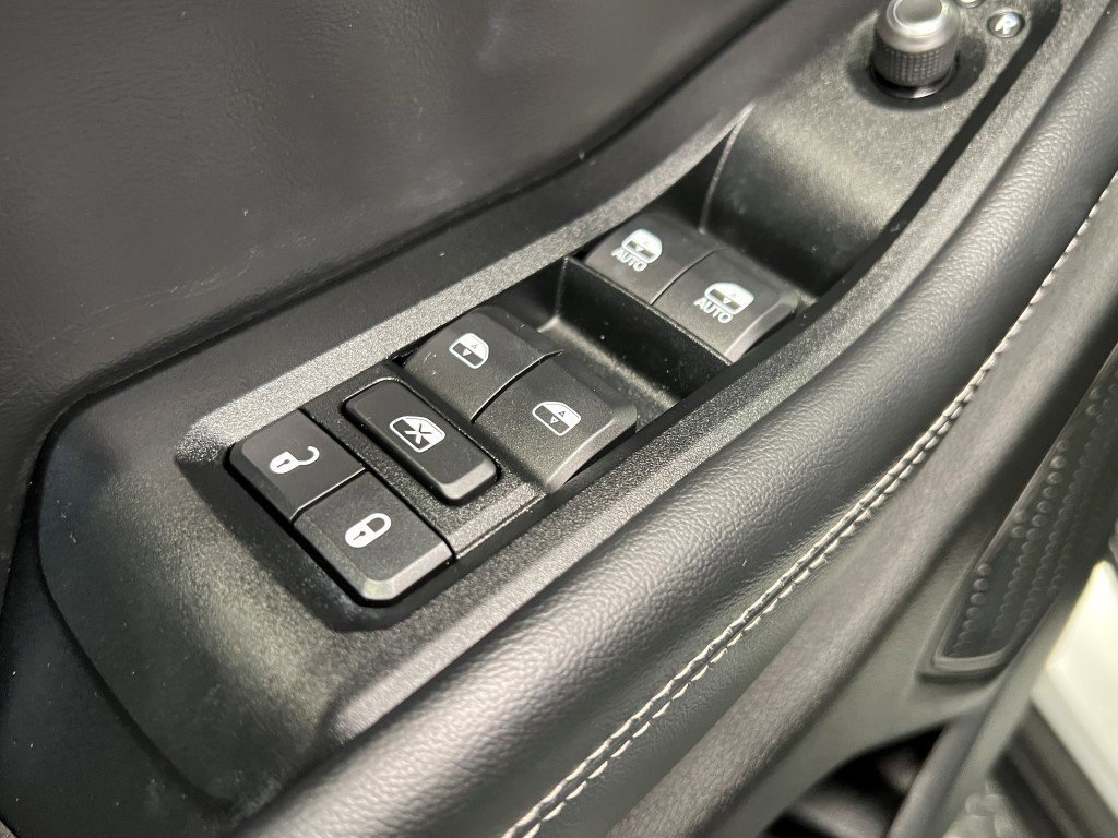 Certified 2023 Jeep Grand Cherokee Altitude image 29