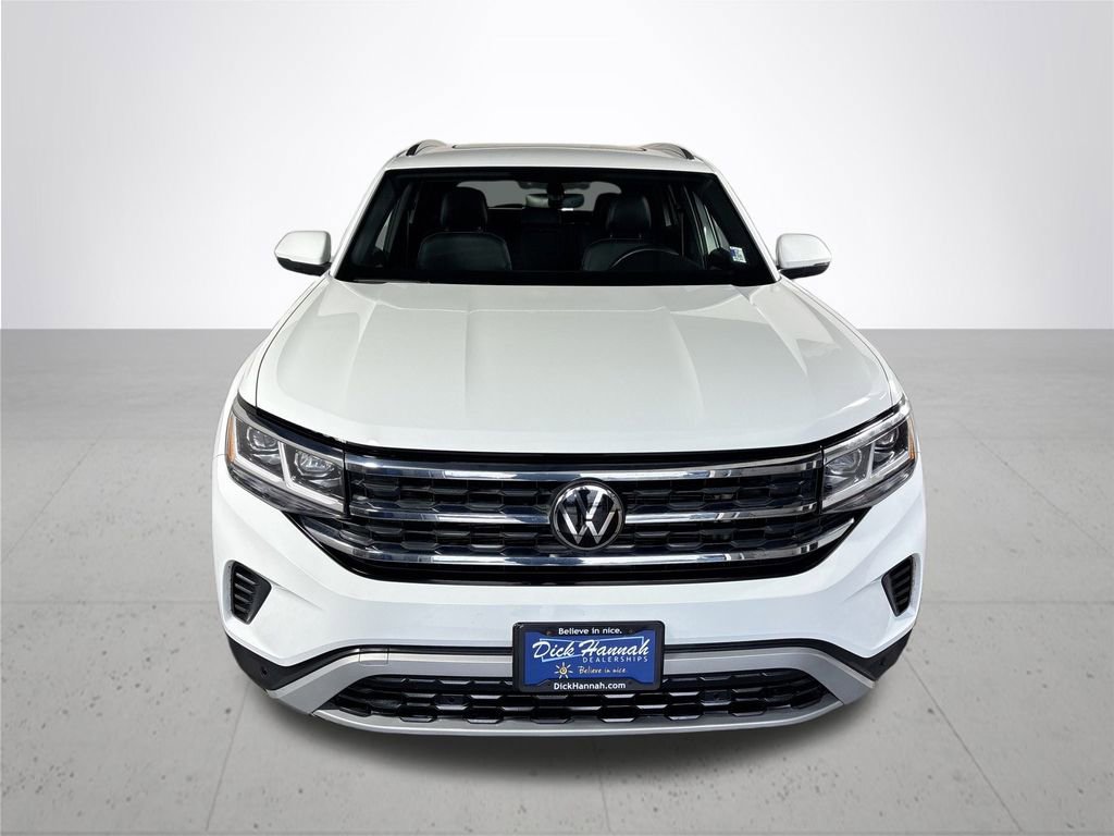 Used 2023 Volkswagen Atlas Cross Sport SE w/ Panoramic Sunroof Package image 3