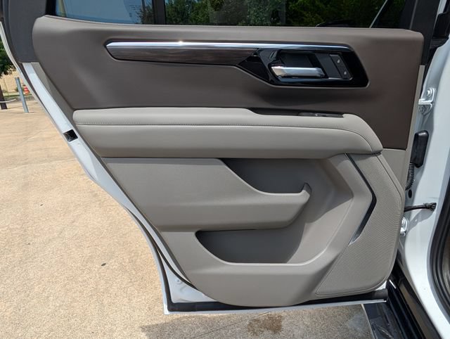 New 2026 Chevrolet Tahoe LS RWD image 9