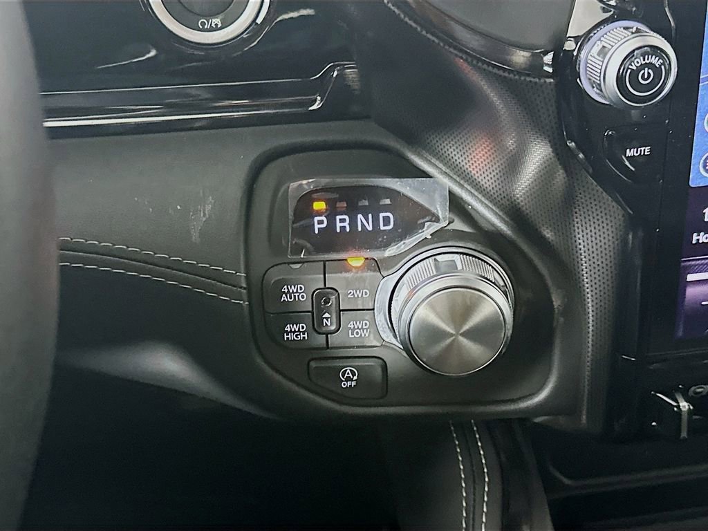 New 2026 RAM 1500 Limited image 12