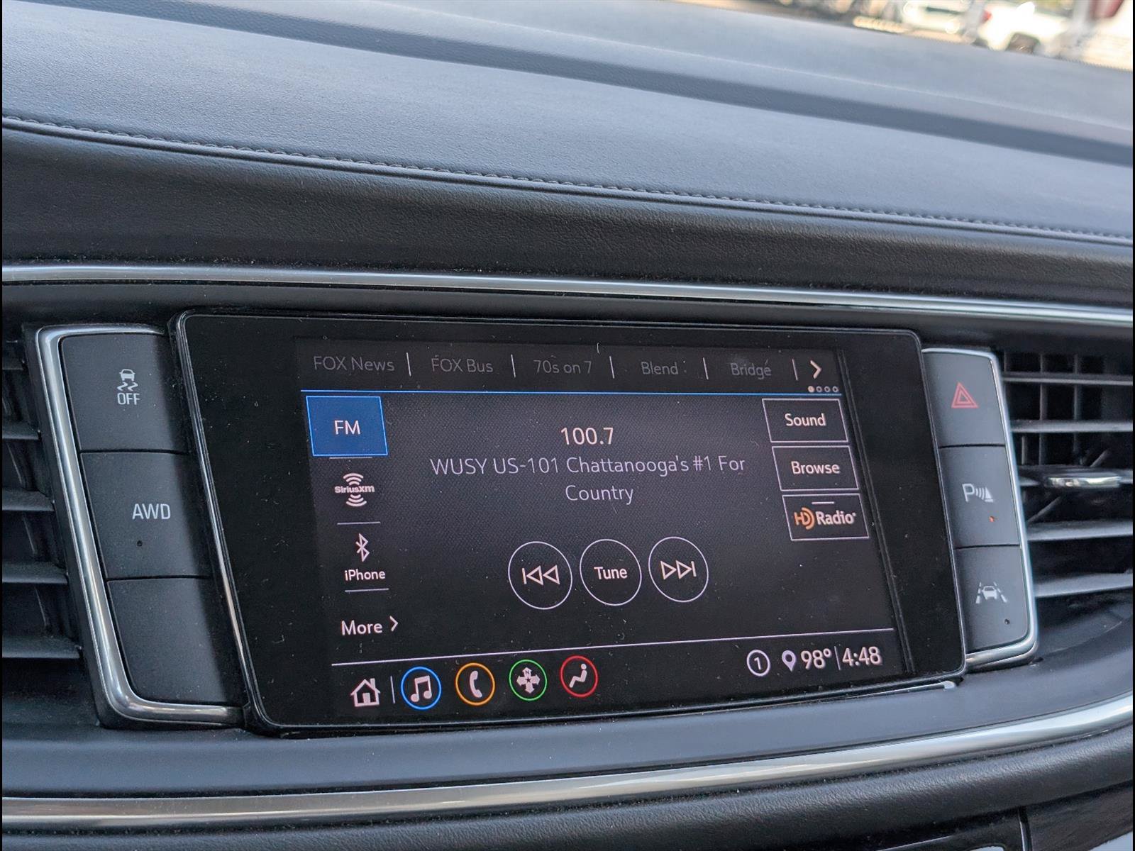 Used 2020 Buick Enclave Premium AWD/4WD image 14