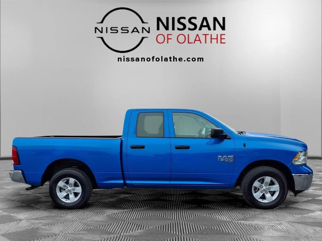 Used 2024 RAM 1500 Classic SLT AWD/4WD image 28
