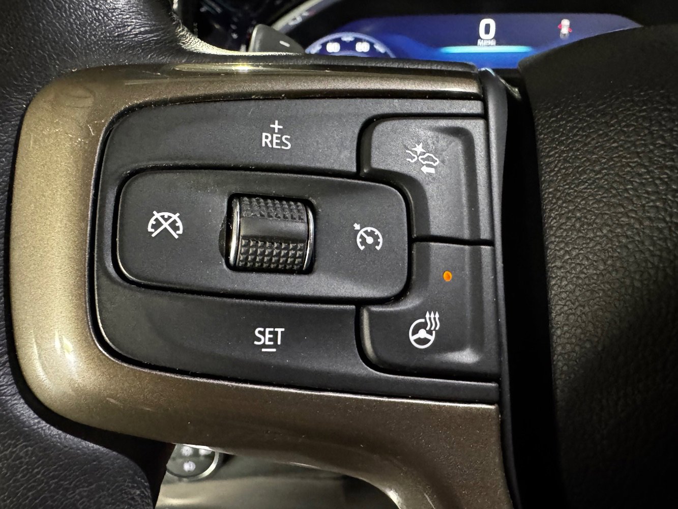 Used 2022 Chevrolet Silverado 1500 High Country image 31