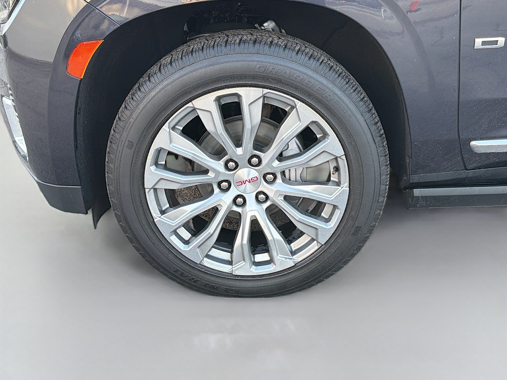 Used 2023 GMC Yukon Denali AWD/4WD image 43