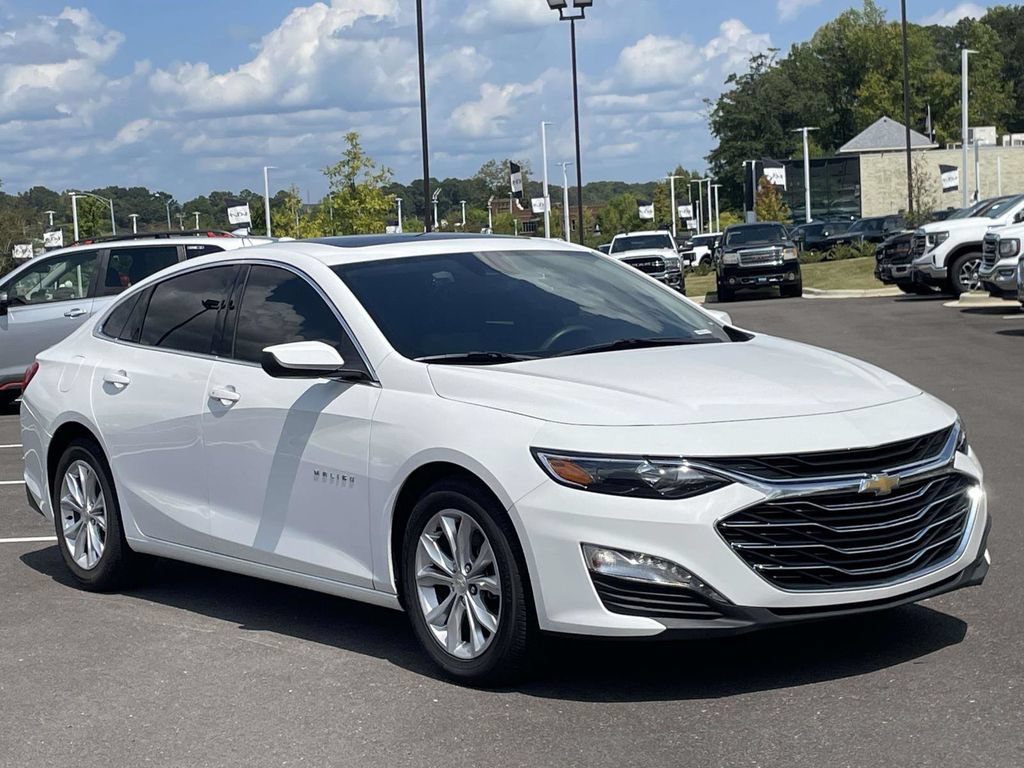 Used 2024 Chevrolet Malibu LT FWD image 1