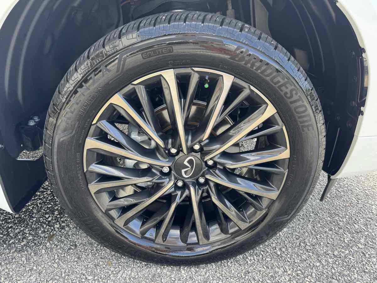 Used 2025 INFINITI QX80 Autograph w/ Autograph Exterior Package AWD/4WD image 39