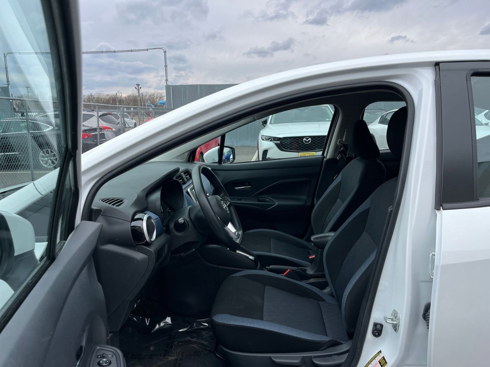Used 2025 Nissan Versa SV FWD image 26