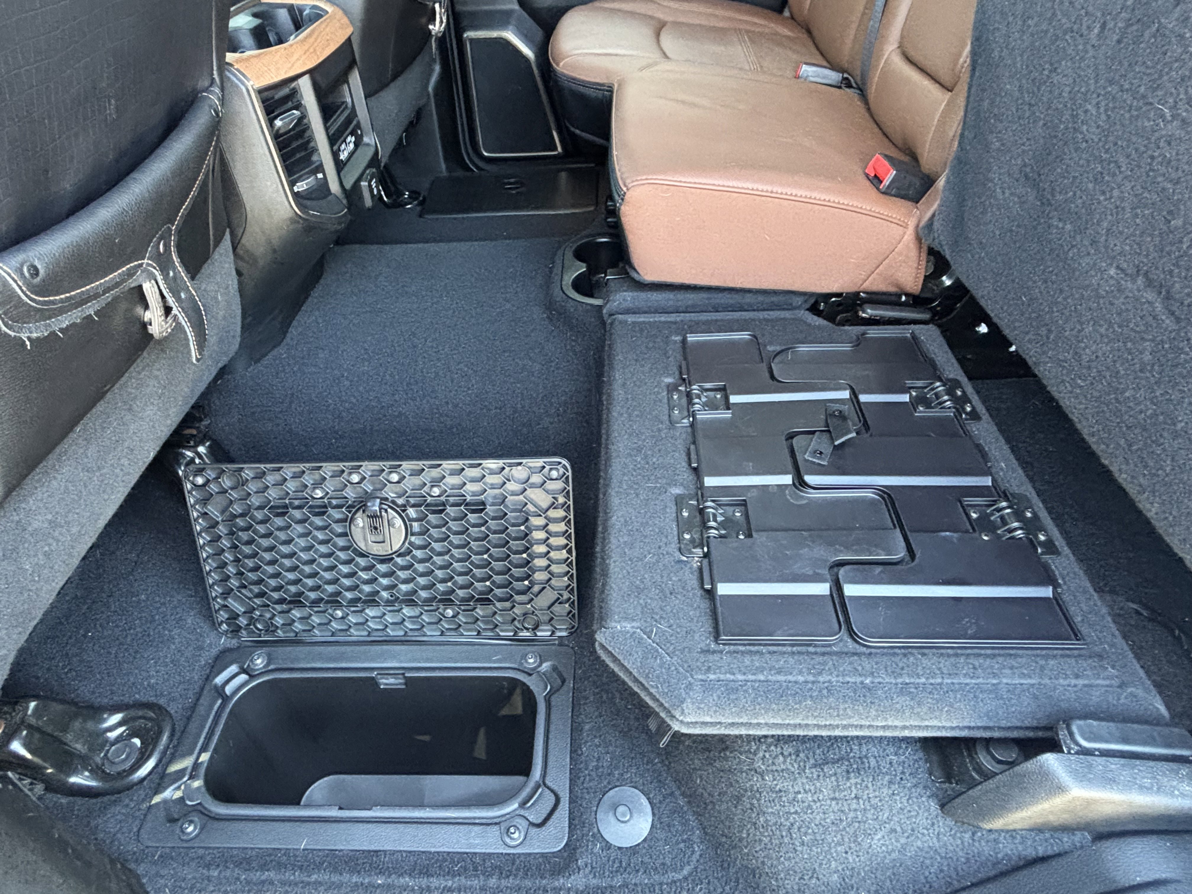 Used 2020 RAM 3500 Limited image 33