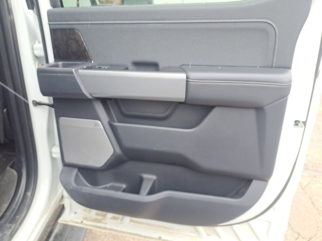 Used 2024 Ford F250 Lariat w/ Lariat Ultimate Package image 19