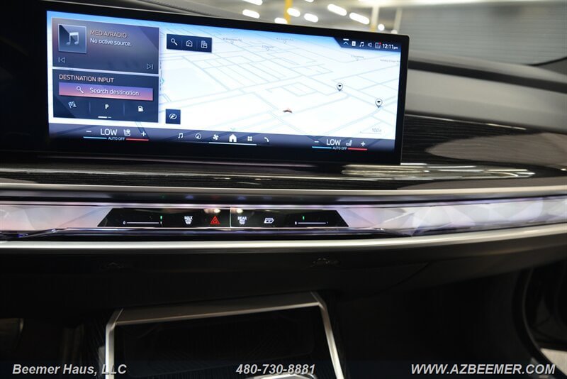Used 2023 BMW 740i RWD image 35