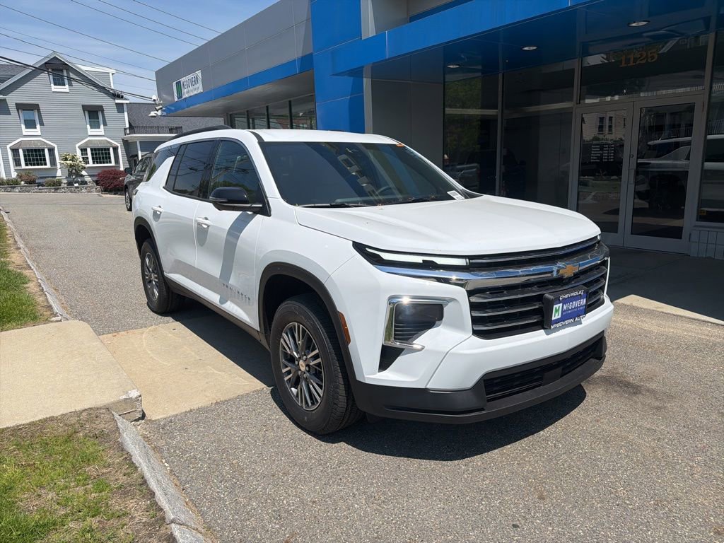 New 2026 Chevrolet Traverse LT w/ Driver Confidence Package AWD/4WD image 7