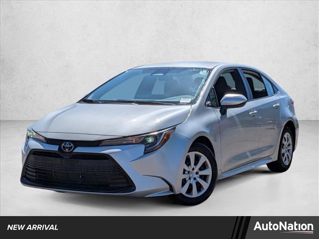 Used 2023 Toyota Corolla LE image 1