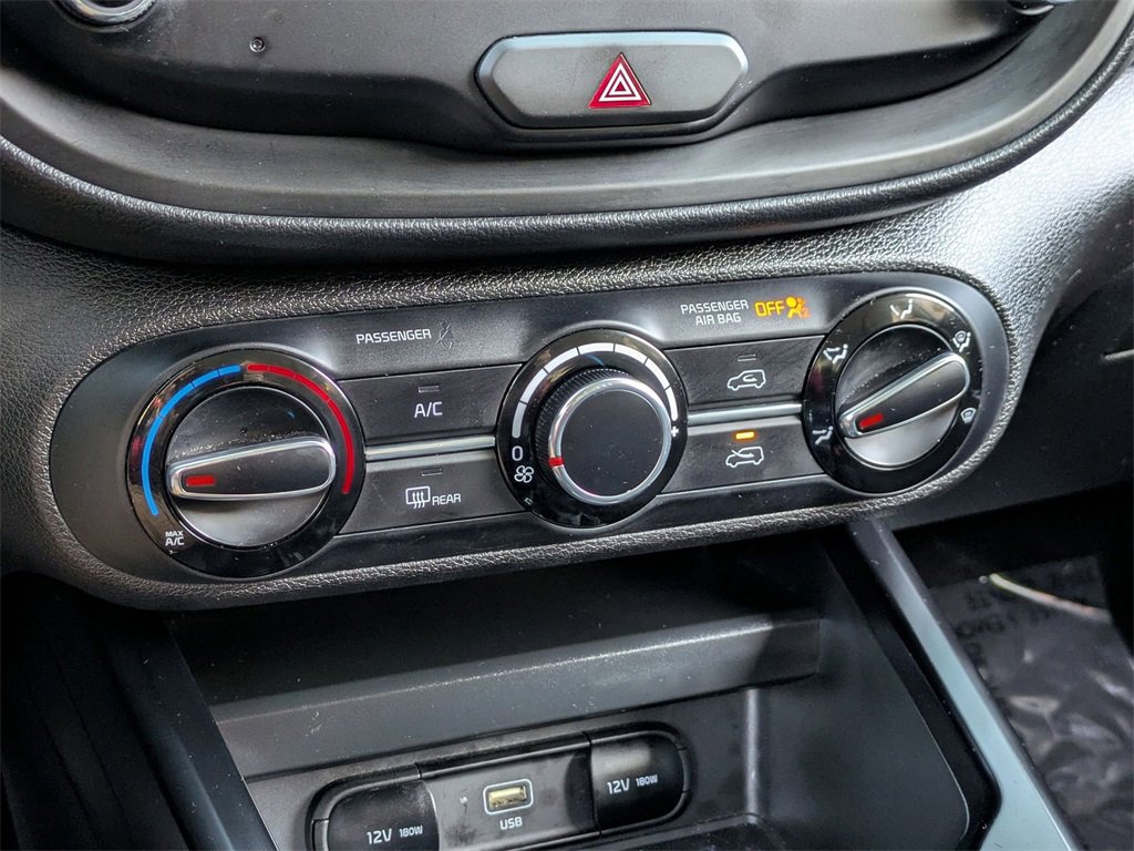 Used 2024 Kia Soul LX w/ Option Group 015 image 17