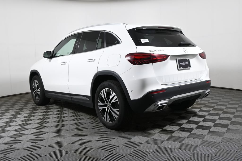 Certified 2026 Mercedes-Benz GLA 250 4MATIC image 5