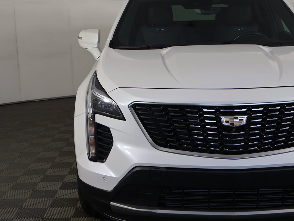 Used 2022 Cadillac XT4 Premium Luxury w/ Enhanced Visibility Package image 16