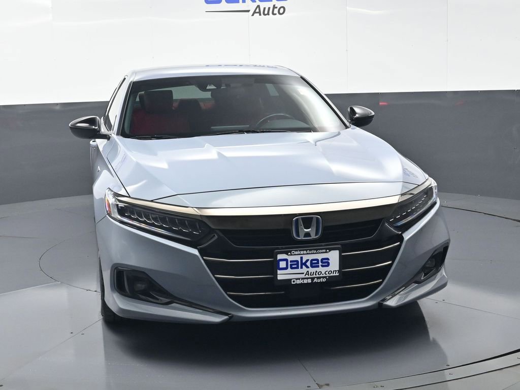 Used 2022 Honda Accord Sport image 3