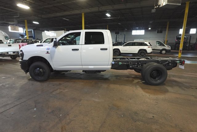 New 2026 RAM 3500 Tradesman image 5