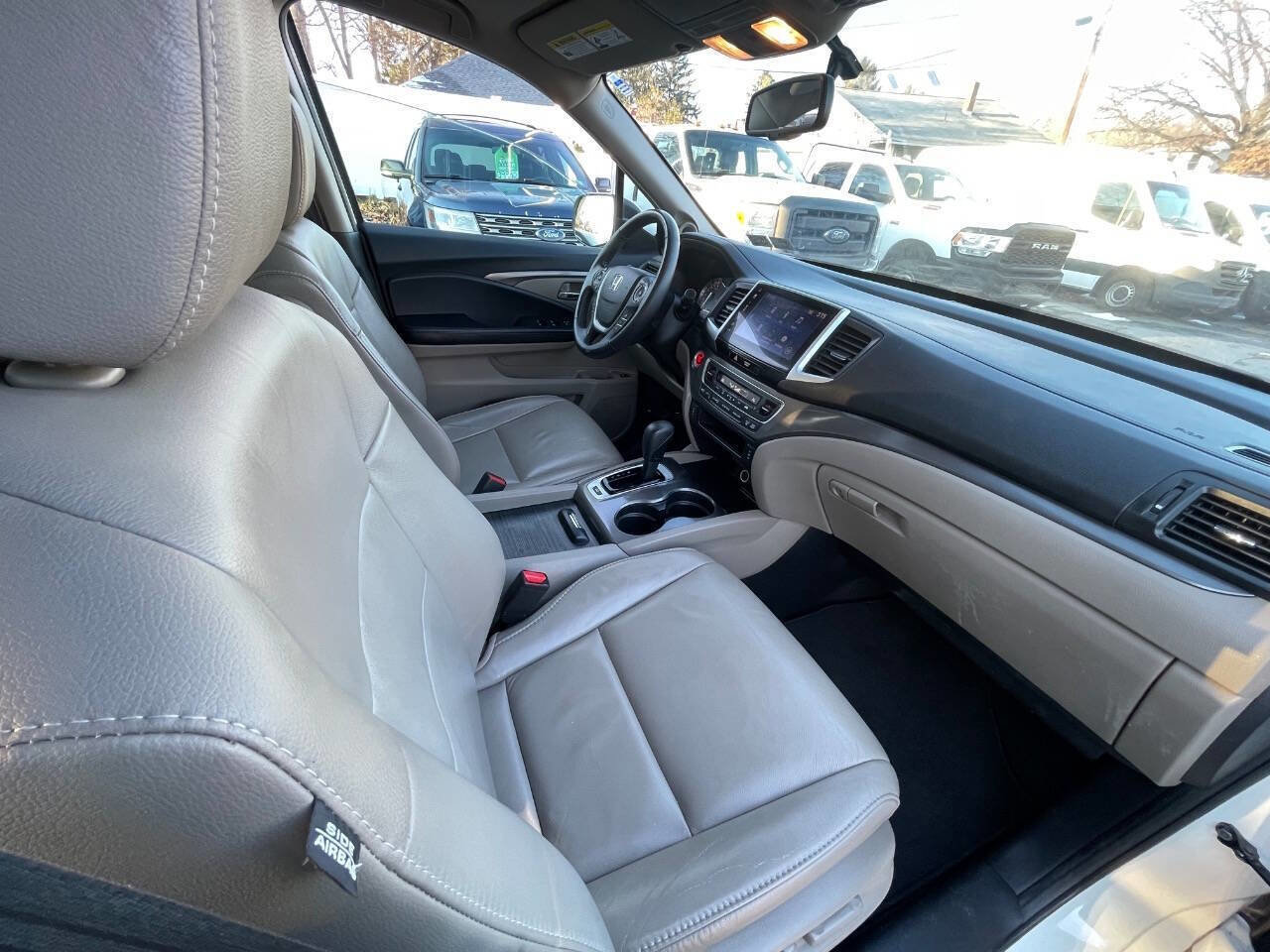 Used 2017 Honda Pilot EX-L image 38