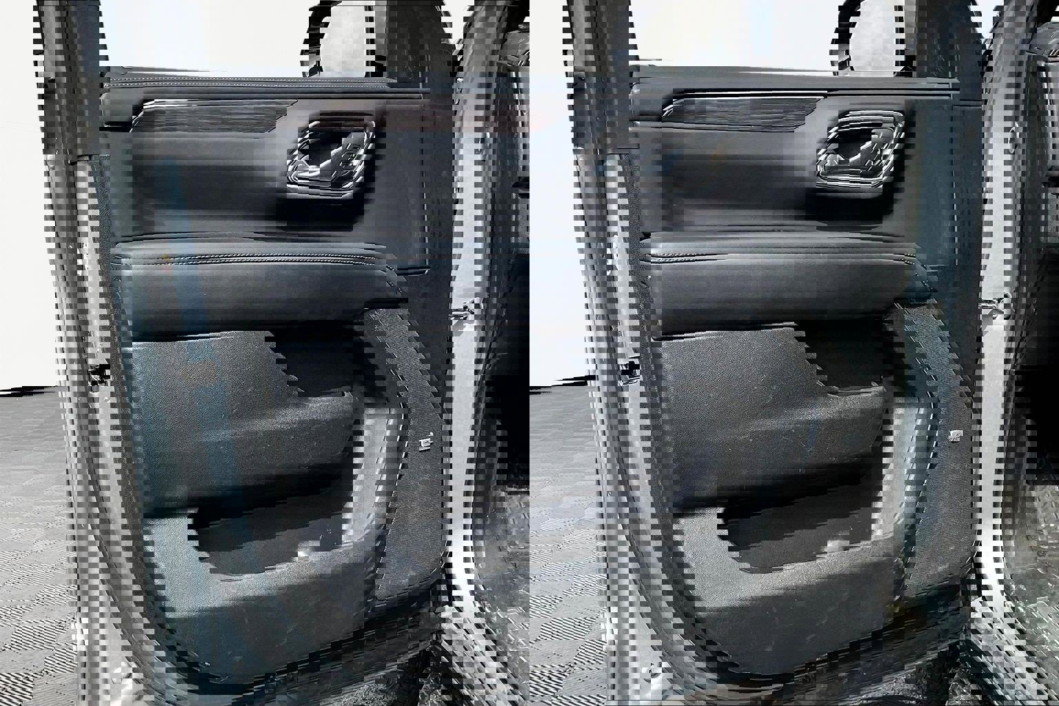 Used 2024 Chevrolet Tahoe LT image 20