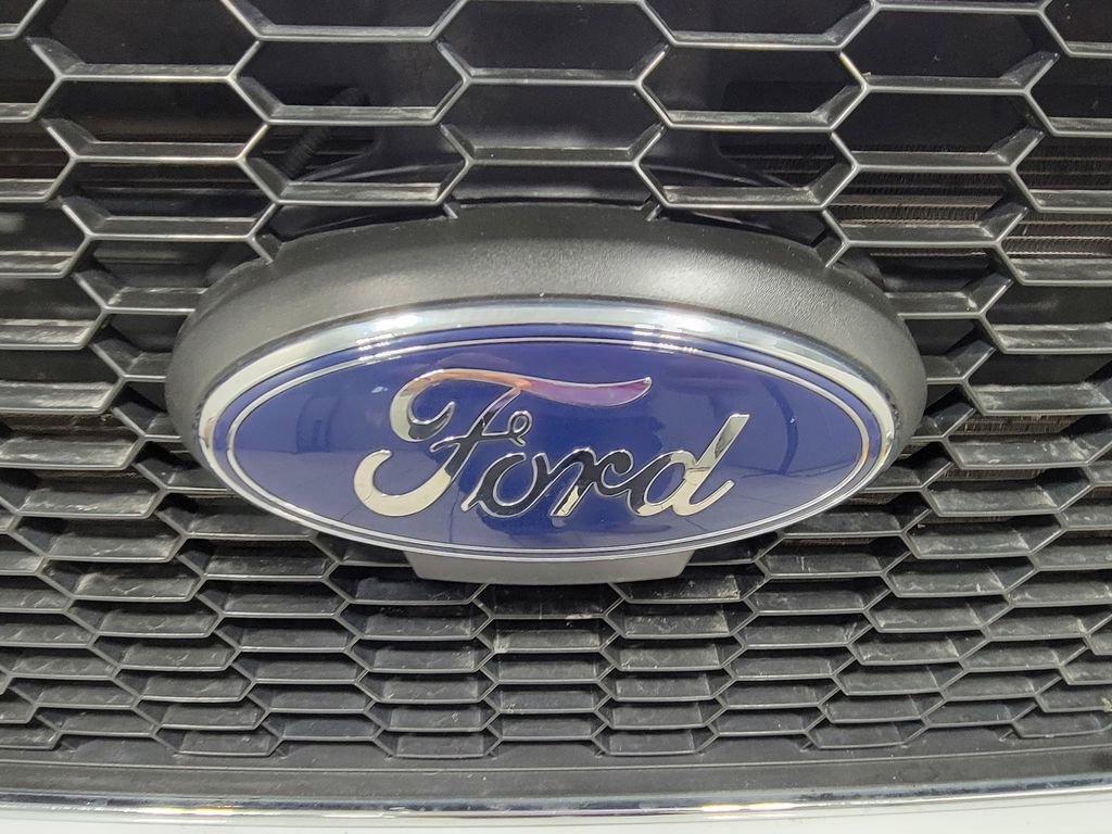 Used 2023 Ford Transit 350 XLT image 32