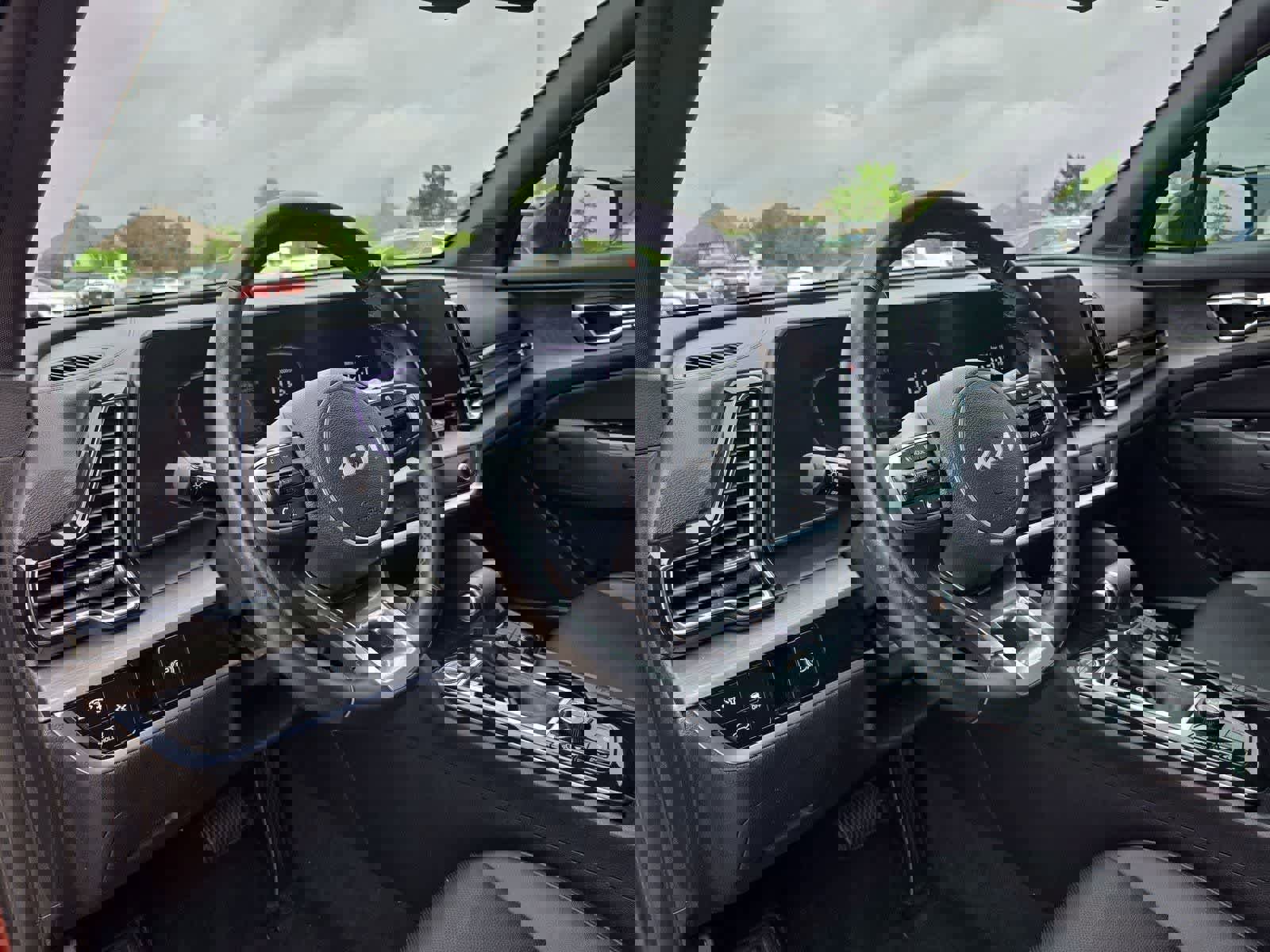 Certified 2023 Kia Sportage X-Line w/ X-Line Premium Package image 2