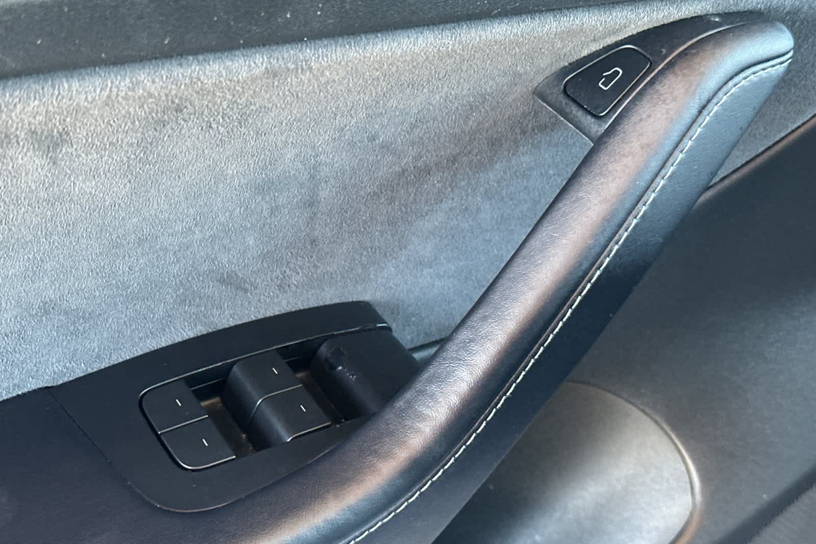 Used 2022 Tesla Model 3 Long Range AWD/4WD image 13