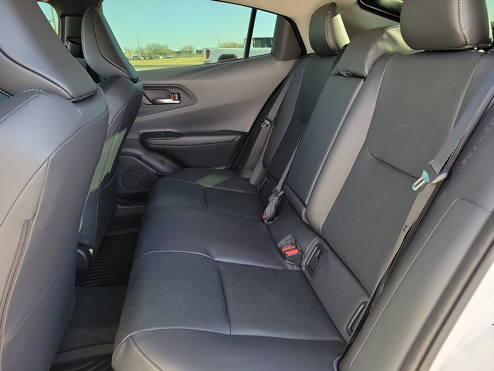 New 2026 Toyota Prius XLE FWD image 8