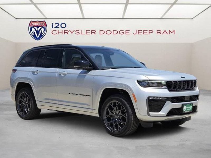 New 2026 Jeep Grand Cherokee Summit w/ Obsidian Package AWD/4WD image 1