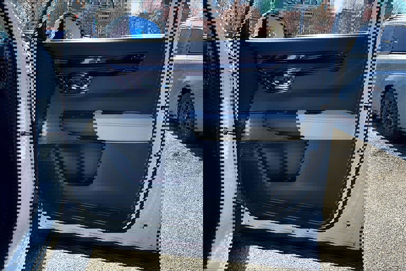 Used 2025 Honda CR-V EX-L image 19