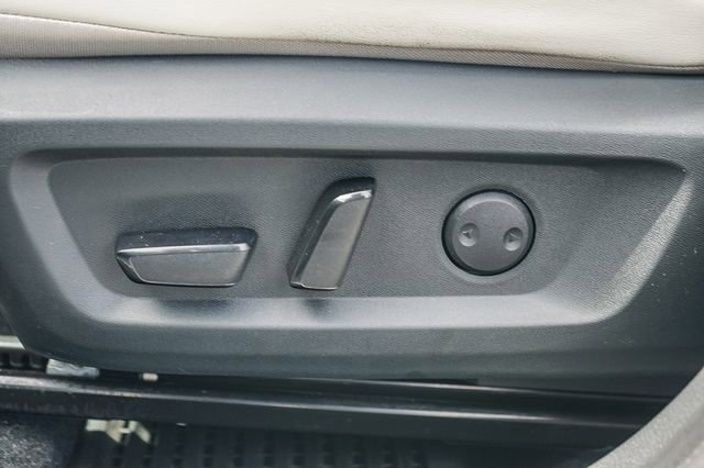 Used 2022 Nissan Rogue SV w/ SV Premium Package image 22