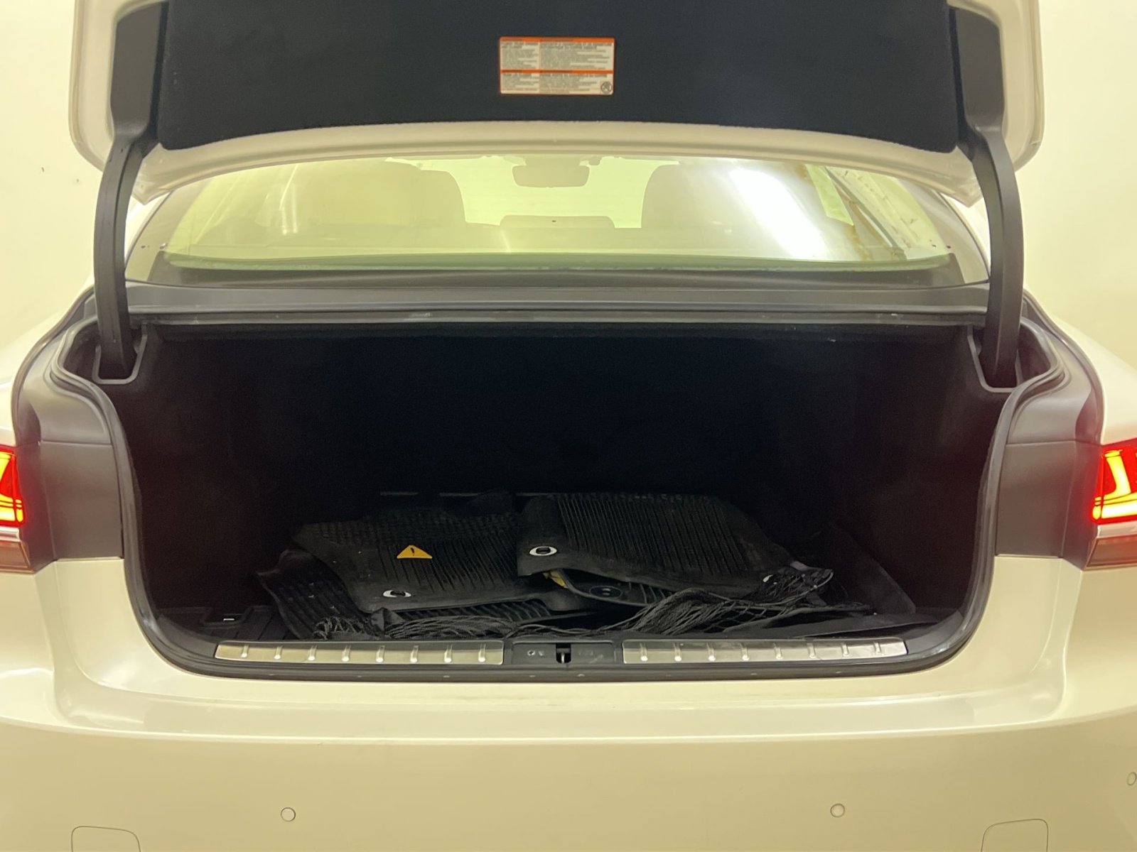 Used 2018 Lexus LS 500 AWD image 24