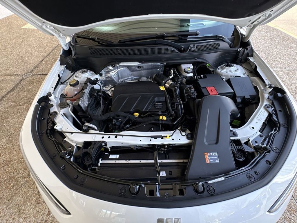 Certified 2024 Buick Envista Preferred image 29