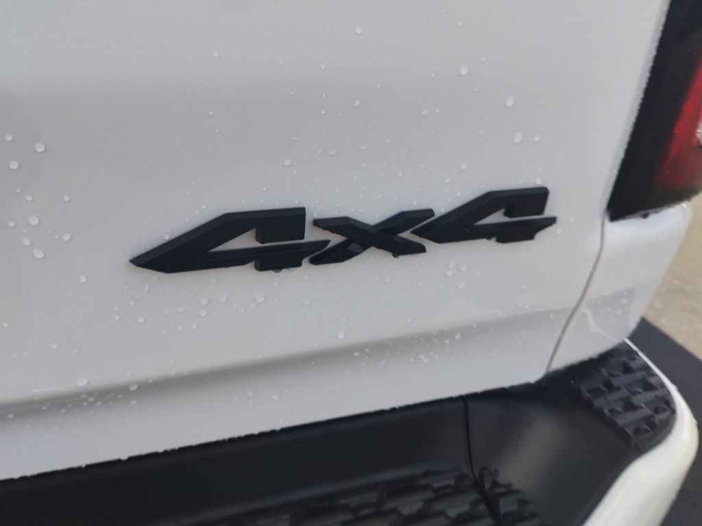 New 2027 RAM 1500 Big Horn w/ Night Edition AWD/4WD image 13