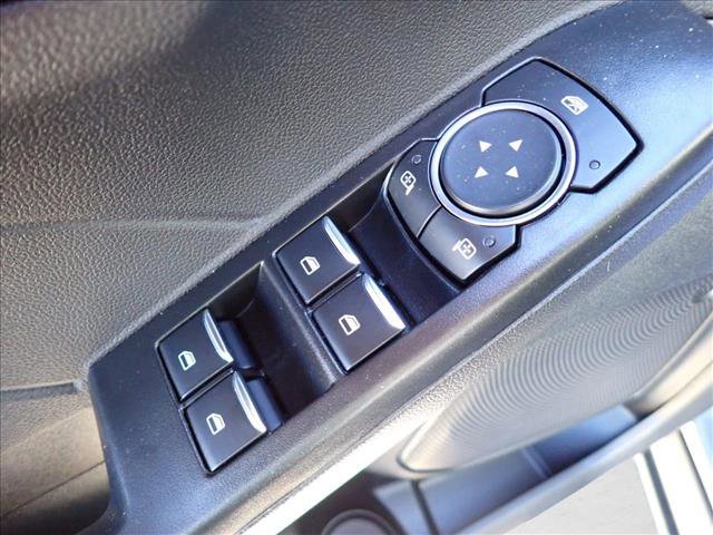 Used 2025 Ford Escape SE image 15