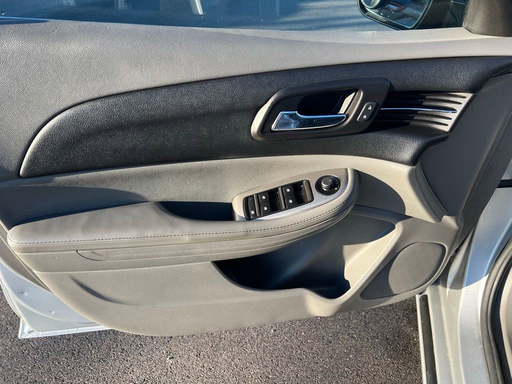 Used 2015 Chevrolet Malibu LS image 14