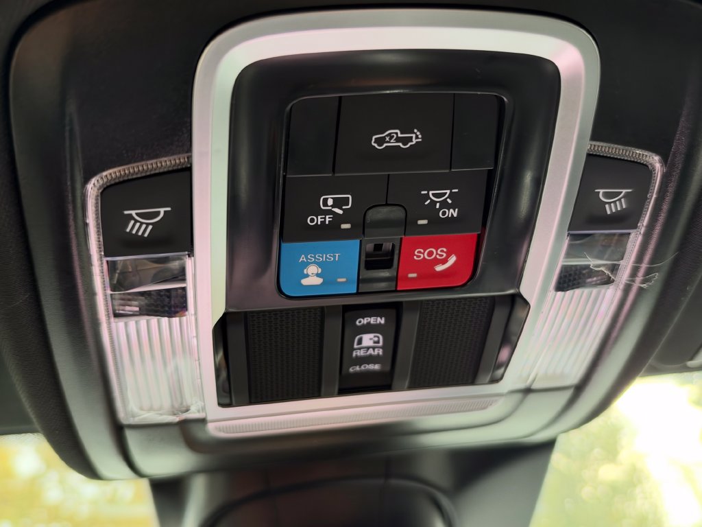 New 2027 RAM 2500 Laramie AWD/4WD image 23