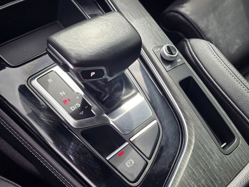 Used 2021 Audi A4 2.0T Premium Plus w/ Premium Plus Package image 30