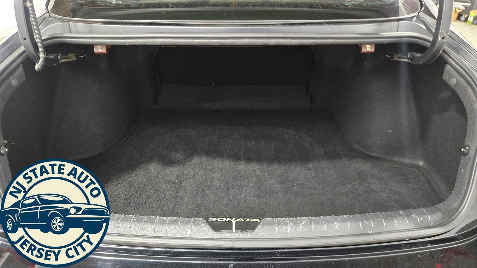 Used 2021 Hyundai Sonata SE FWD image 28