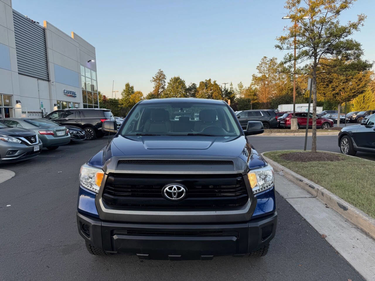 Used 2015 Toyota Tundra SR image 4