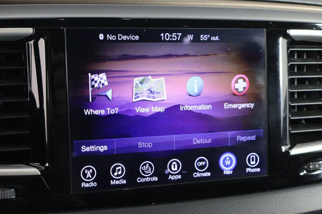 Used 2017 Chrysler Pacifica Touring-L w/ Tire & Wheel Group image 36