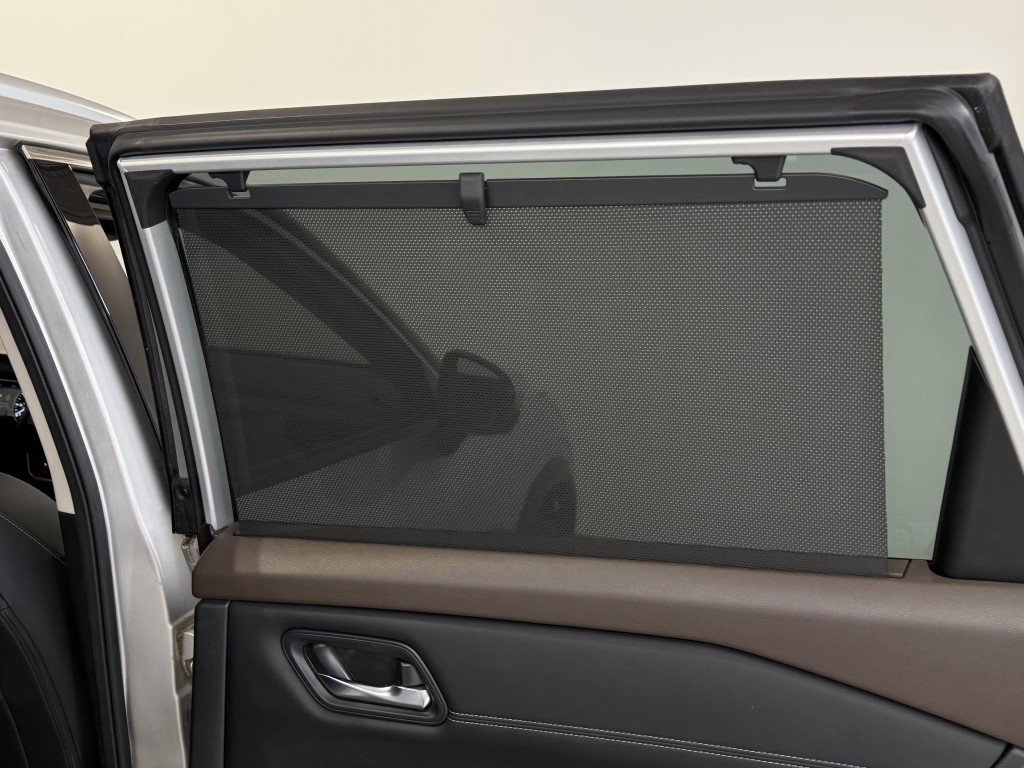 Used 2023 Nissan Rogue SL w/ SL Premium Package image 15