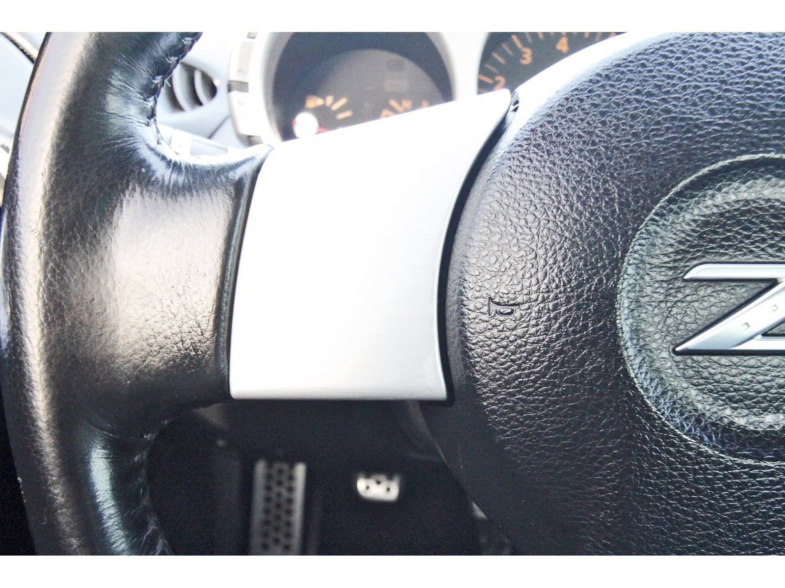 Used 2005 Nissan 350Z Grand Touring image 14