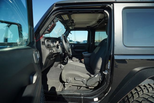 Used 2018 Jeep Wrangler Sport S image 11