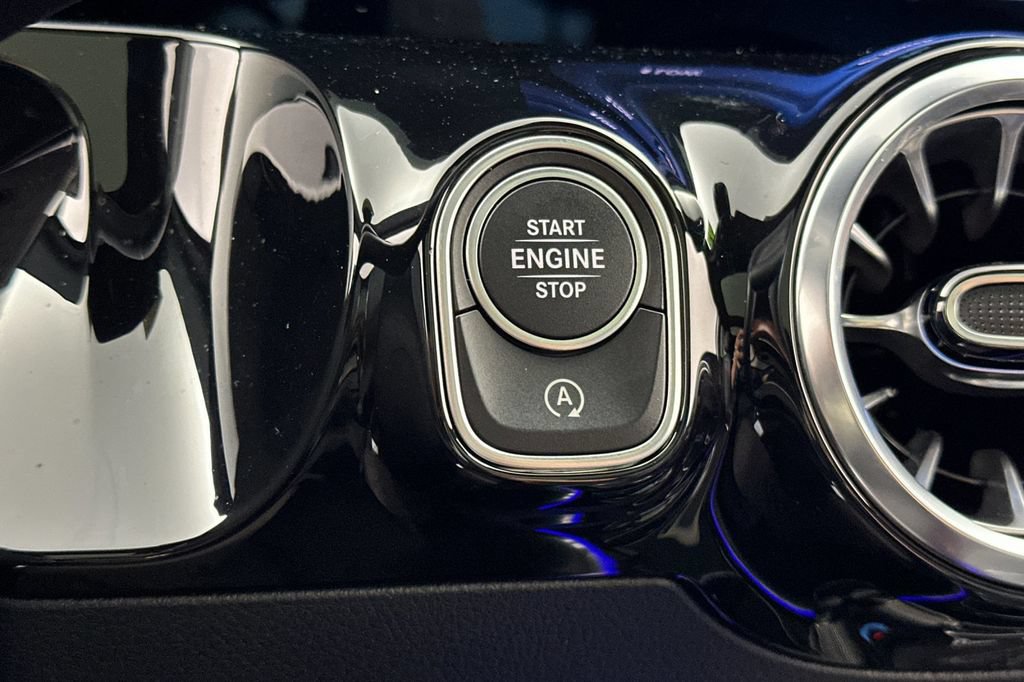 Certified 2026 Mercedes-Benz GLA 250 4MATIC image 29